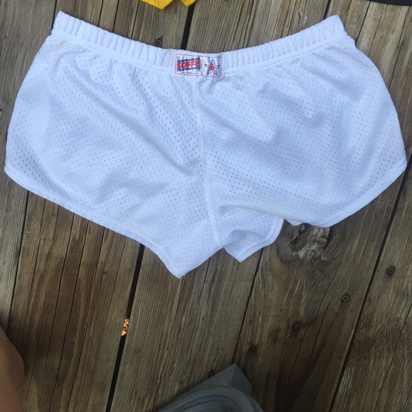 WHITE&BLACKARESOLD! - Picture 2 of 4